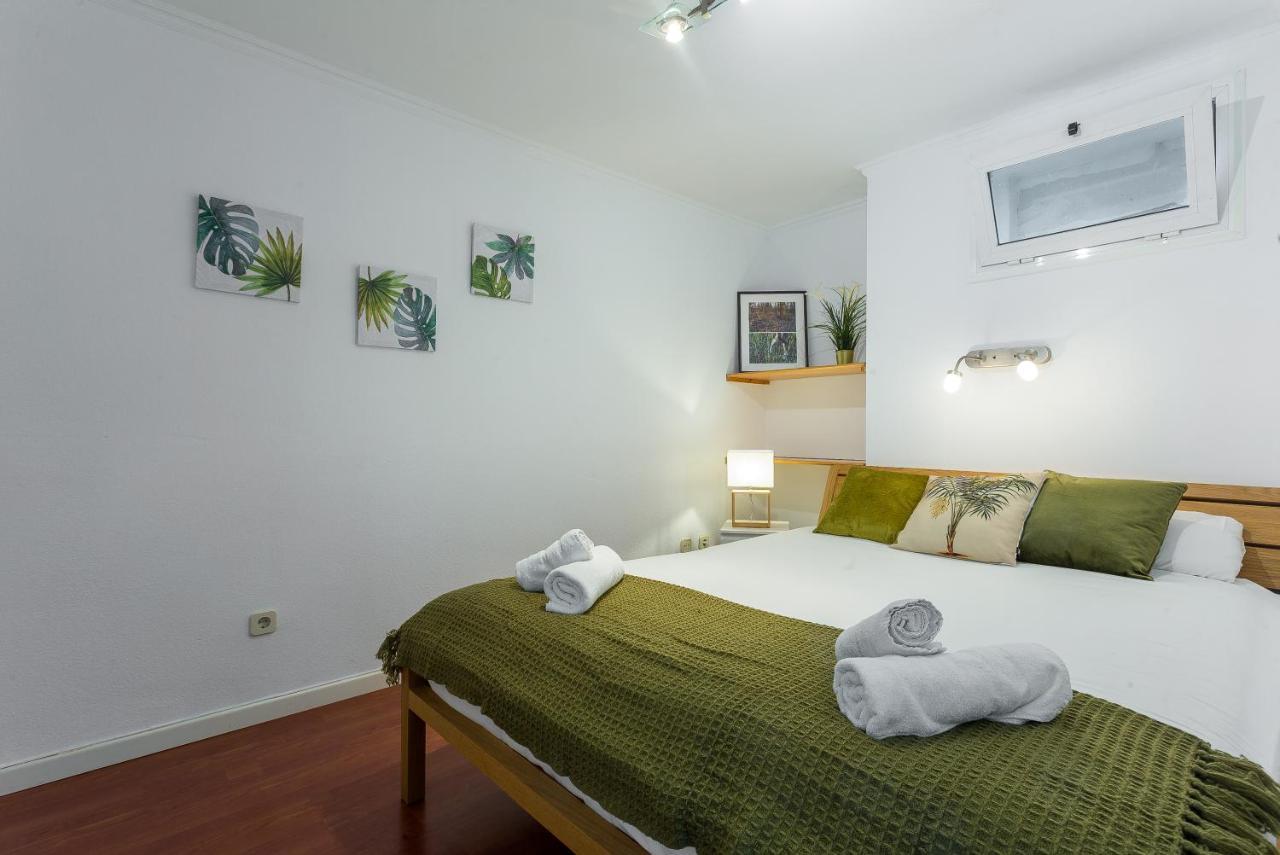 Lodging Apartments Illa Diagonal 바르셀로나 외부 사진