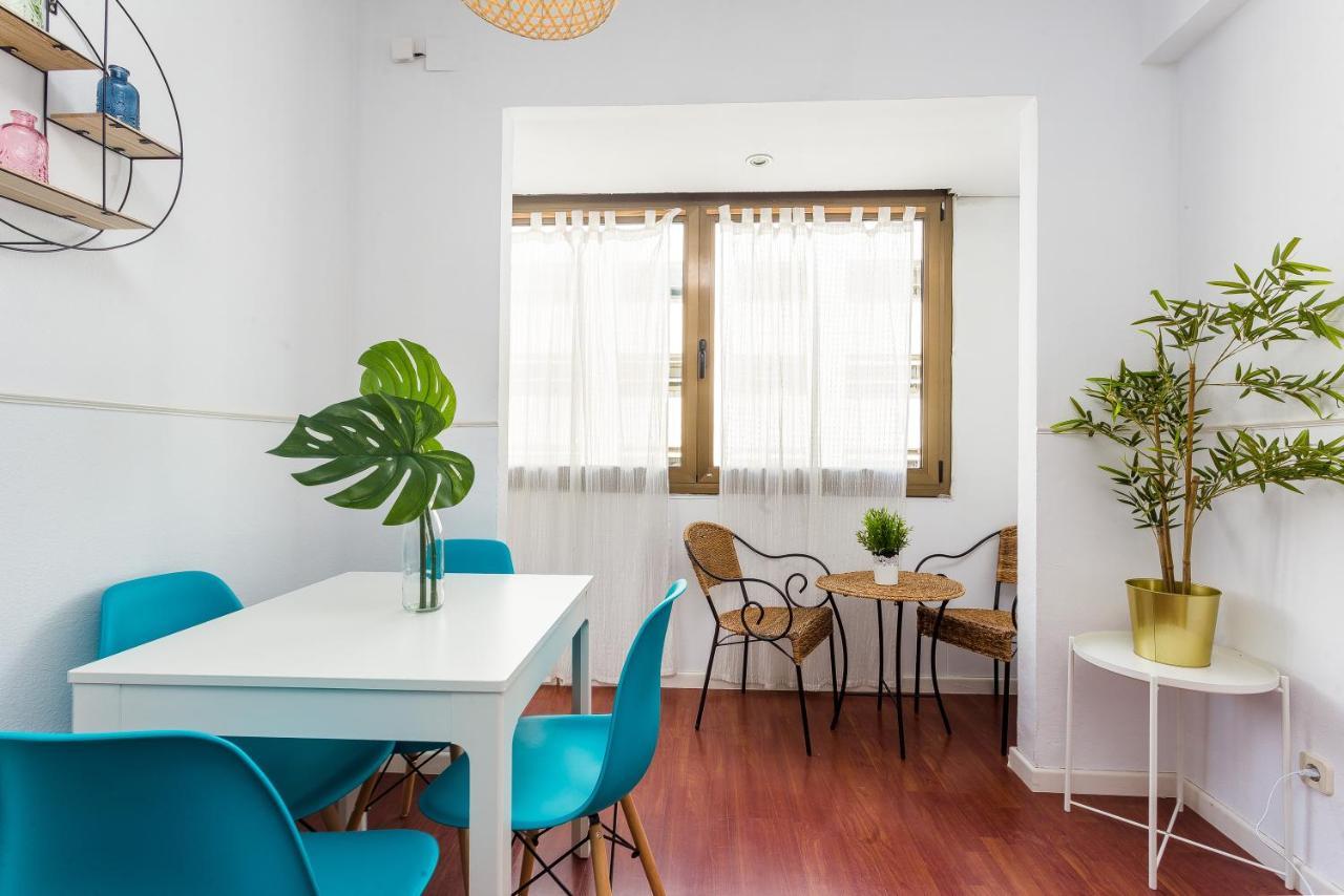 Lodging Apartments Illa Diagonal 바르셀로나 외부 사진